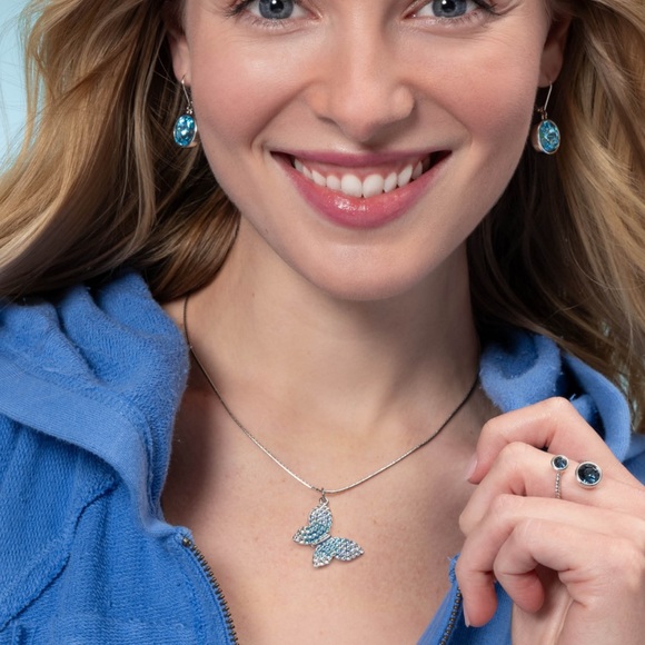 Touchstone Crystal by Swarovski BUTTERFLY necklace on gorgeous chain BNIB - Picture 2 of 6